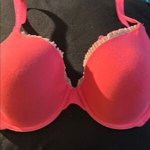 Victoria's Secret Hot Pink Cotton T-Shirt Bra with Underwire